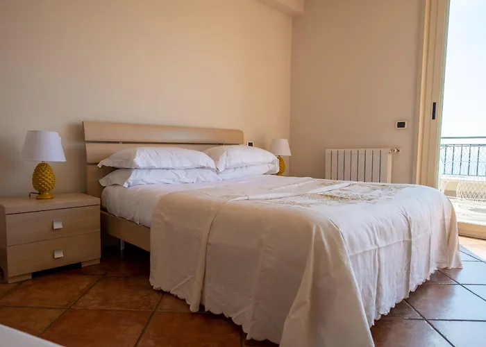 La Gorgone * Taormina